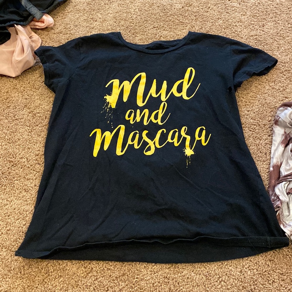 Mud and Mascara T-Shirt. Medium.